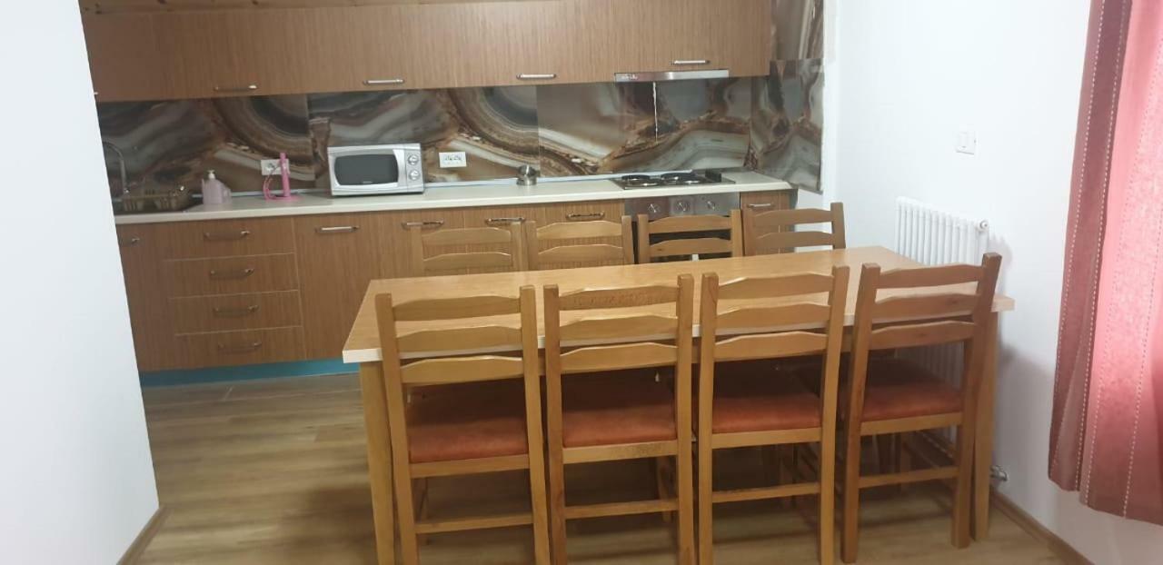 Bujtinat E Lugines Valbone Exterior foto