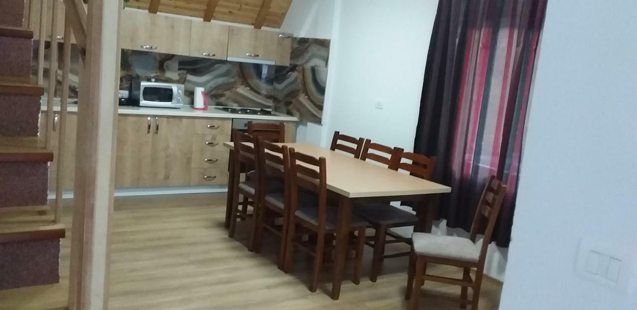 Bujtinat E Lugines Valbone Quarto foto