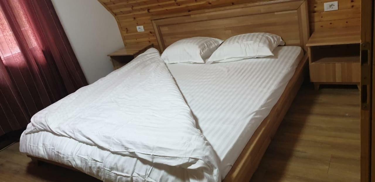 Bujtinat E Lugines Valbone Quarto foto